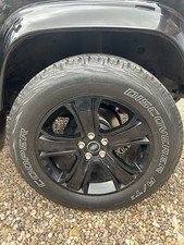 Land Rover Defender Twisted