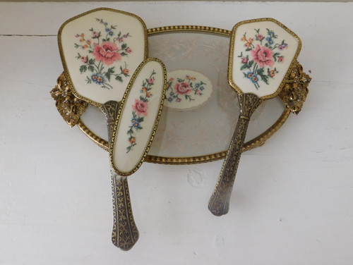Pretty vintage piece petit - pretty,