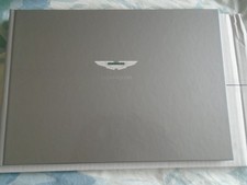 Aston Martin V12 Vanquish