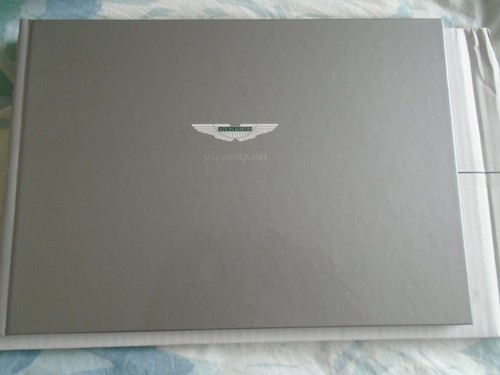Aston martin v12 - martin,
