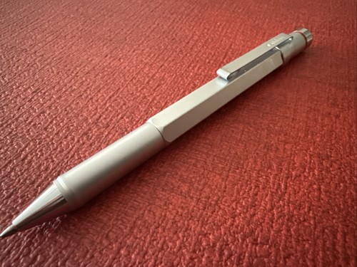 1990s rotring 600 - 600, pen