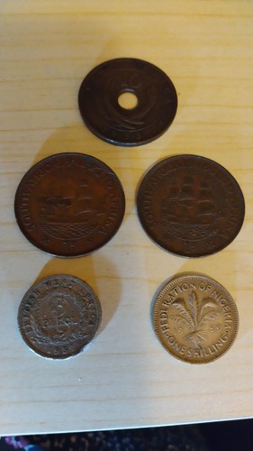 Bulk lot vintage african - 5,