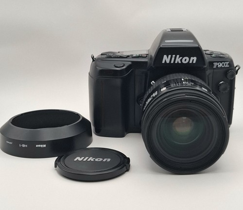 Near mint nikon - [near,