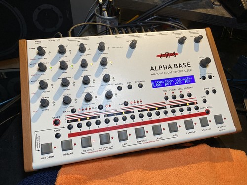 Jomox alpha base analogue drum - base,