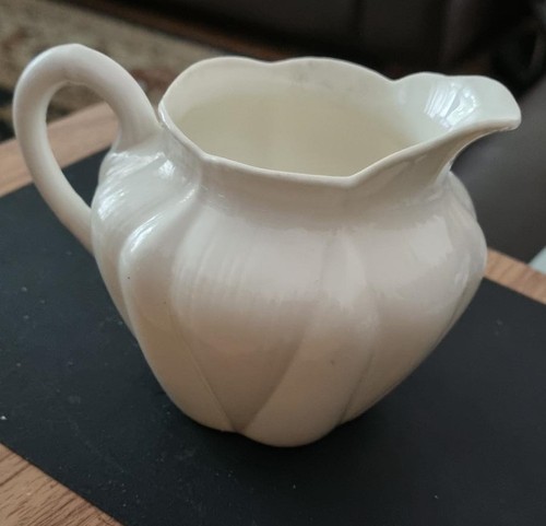 Antique shelley jug - shelley, jug/creamer