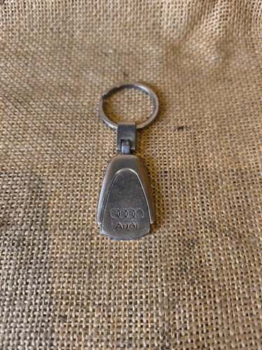 Vintage audi metal key ring - ring, /