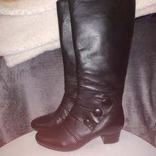 Ladies Black Leather Knee High