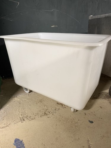 Large commercial mobile poly - mobile,