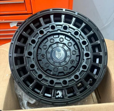 17"Fox ADV  matt black