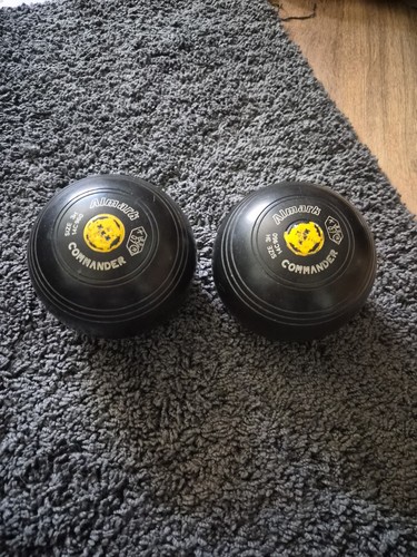 Lawn bowls size - 2, 3