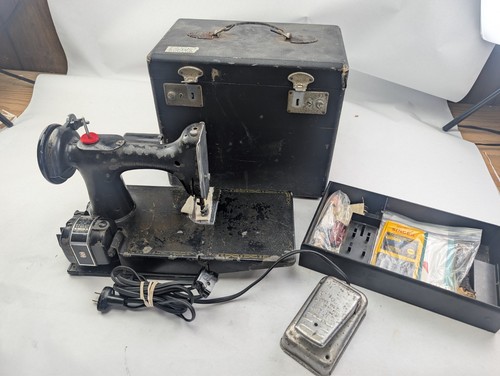 1955 singer 221 featherweight - 1955,