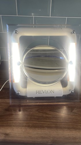 Vintage revlon lighted vanity - revlon,