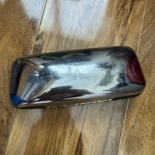Black hard clamshell plastic - hard,