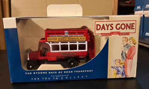 Lledo days gone dg144000 - lledo, aec