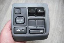 DAIHATSU CHARADE FRONT WINDOW
