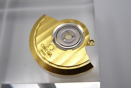 Omega oscillating weight - omega,