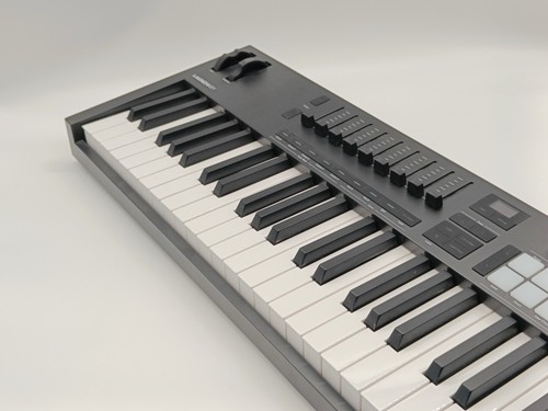 Novation launchkey mk4 usb - launchkey,
