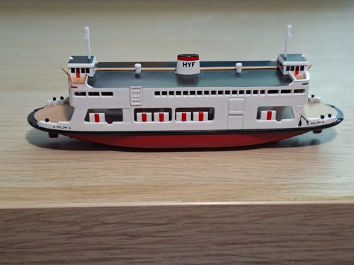 Tiny diecast plastic model - "tiny", diecast/plastic