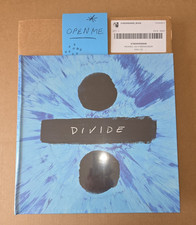 ED SHEERAN ÷ DIVIDE •