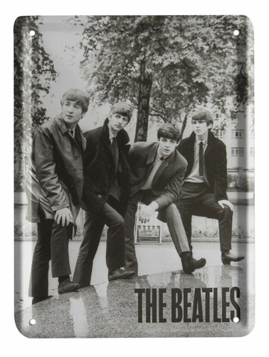 Beatles souvenir pose - beatles,