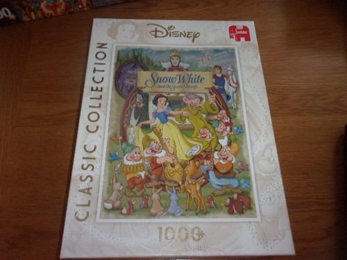 Snow white seven dwarfs - white,