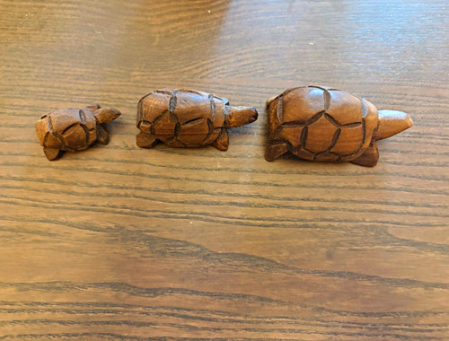 Carved wooden turtle tortoise - wooden, turtle/tortoise