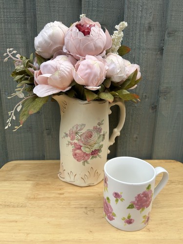 Pretty white pink - white, floral