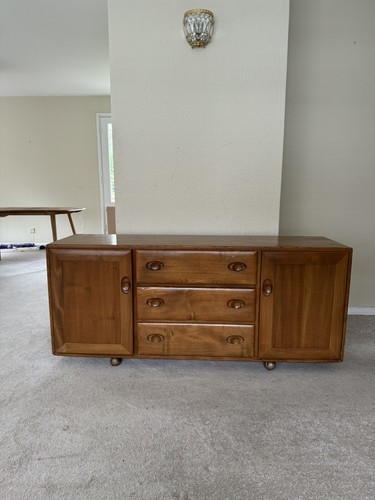 Ercol windsor 455 sideboard - windsor, on