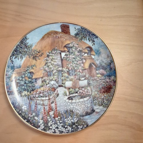 Lilliput lane wishing well - lane, "wishing
