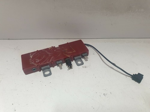 Window antenna amplifier - antenna, for