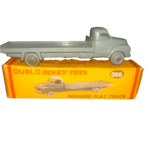 Dublo dinky toys 066 - dinky, bedford
