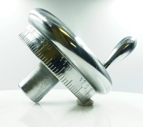Graduated leadscrew handwheel - graduated,