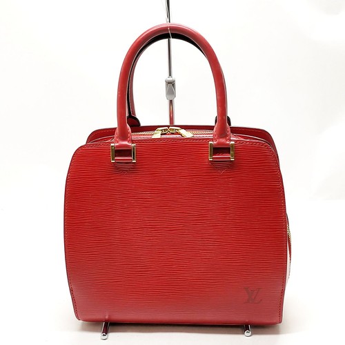 Louis vuitton hand - lv,