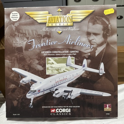 Corgi aviation 144 scale - 1:144,