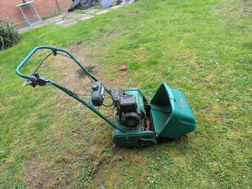 Qualcast classic petrol 35s - classic,