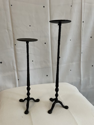 Cast iron candle holder - cast,
