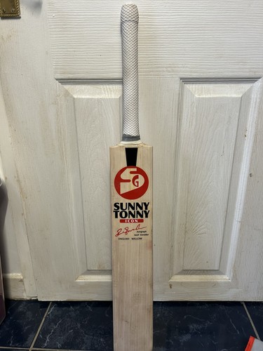 Sunny tonny icon english - sg,