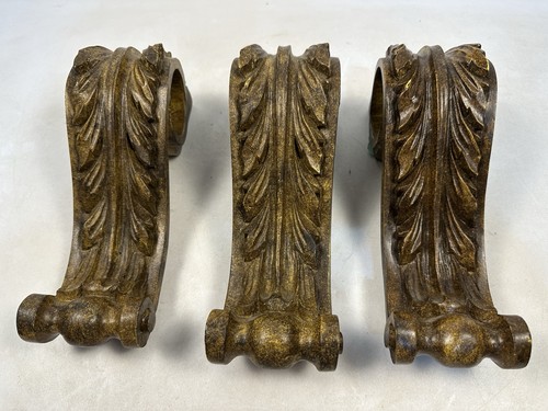Set carved wood corbels - 3,