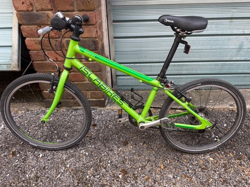 Islabike being lime green - islabike,