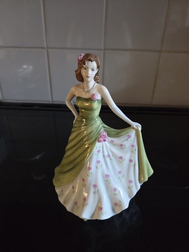 Royal doulton bone china - royal,
