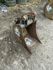 Mini Digger Excavator Digging Bucket 45mm 5 - 6 ton 16" (67)