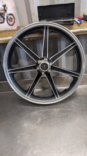 Yamaha xs650 front wheel - front,