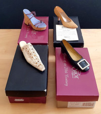 JUST THE RIGHT SHOE BUNDLE  COLLECTABLE MINIATURE SHOES RAINE WILLITTS DESIGNS