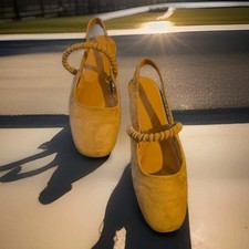 NWOT Mustard Yellow  Pedro