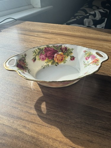 Pretty royal albert old - pretty,