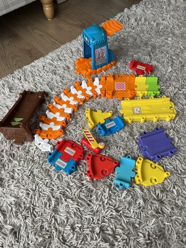 Vtech toot - track, pieces