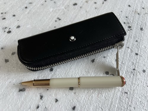 Montblanc rouge art - art, noir