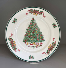 Johnson Bros Victorian Christmas dinner plate 10.25" Made in England, c.1990s