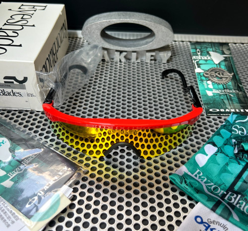 Oakley razor blades red - oakley,