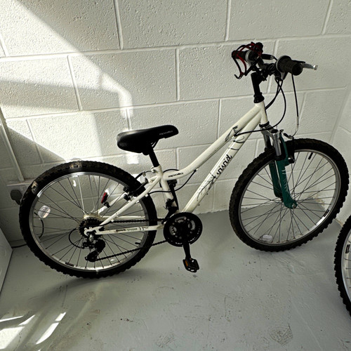 Schwinn sierra women - schwinn, women’s